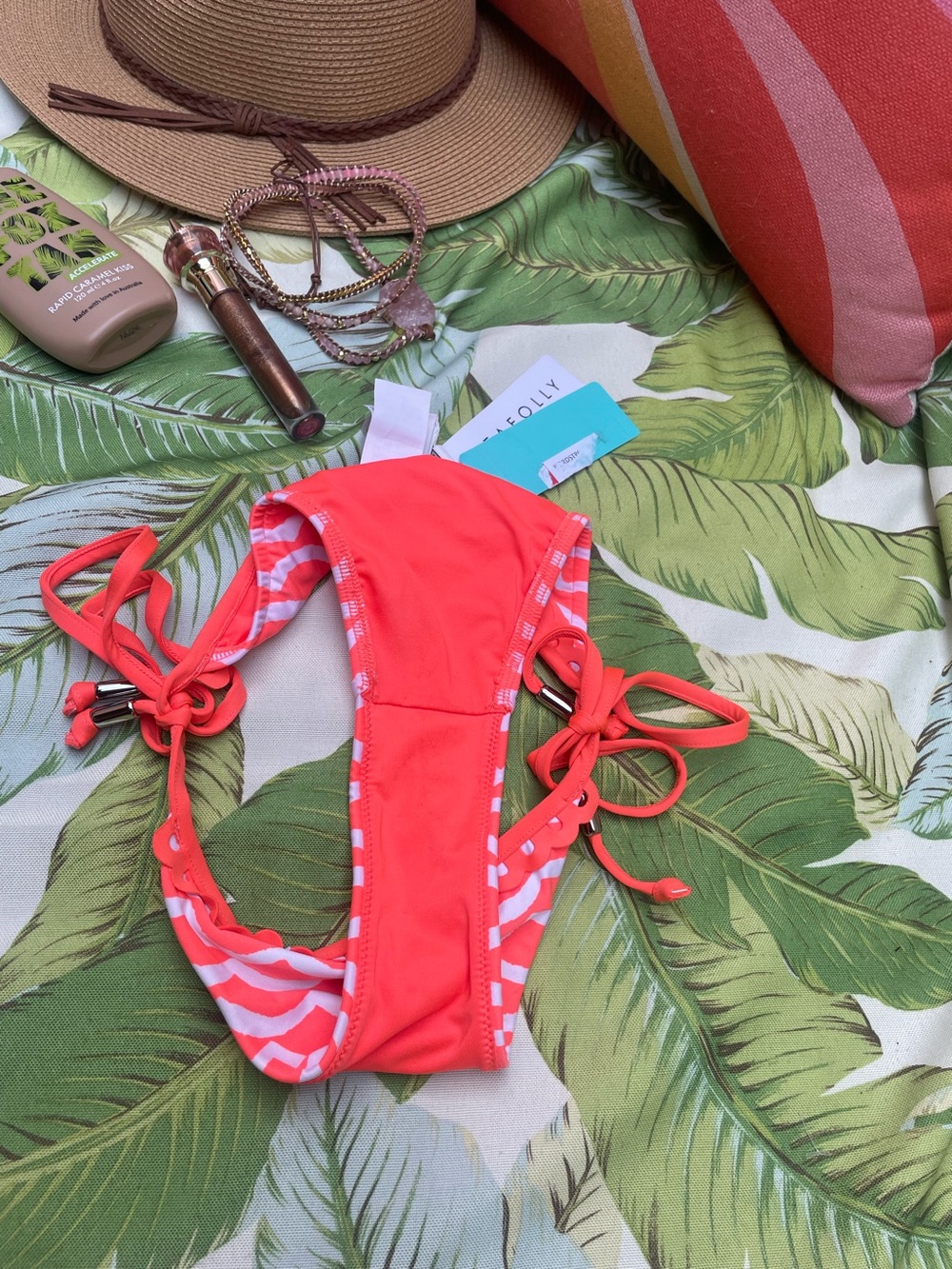 Seafolly NWT Sz 2 Tidal Wave Brazilian Side Tie Bikini Bottom in Nectarine/White - Picture 6 of 10